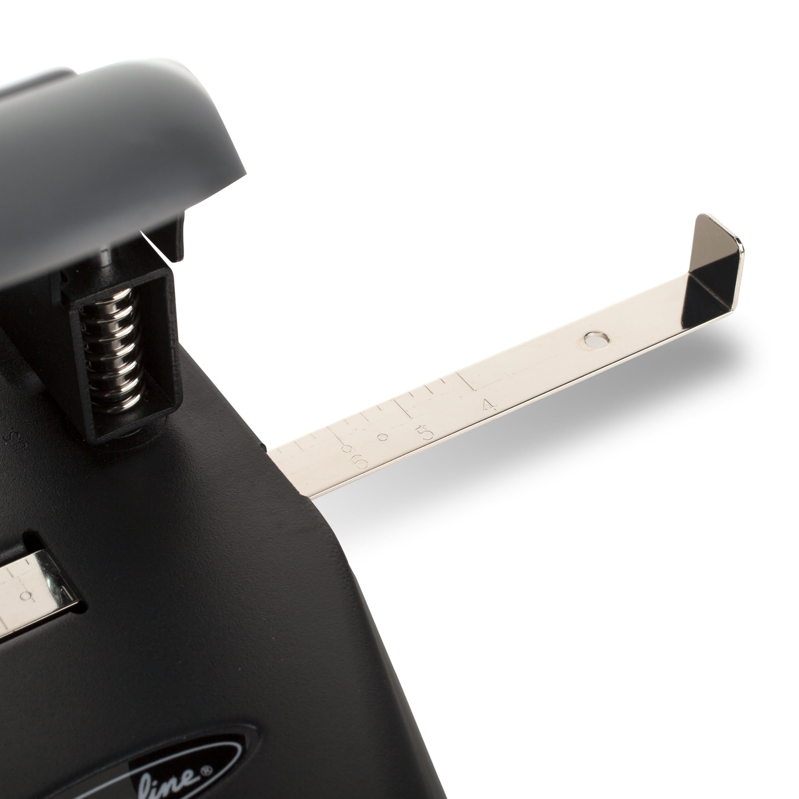 Swingline adjustable paper guide aids accurate hole alignment every time.