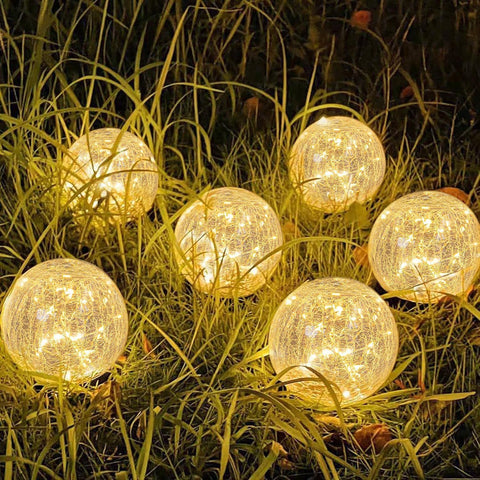 SyouHome solar garden light with crackle ball glowing softly at dusk