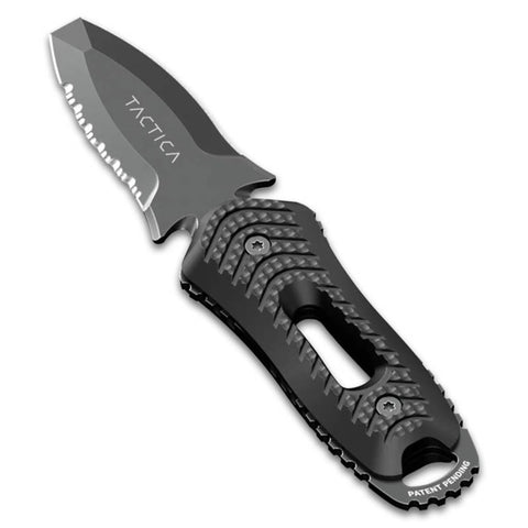 TACTICA K.220 emergency-use knife for rugged field scenarios.