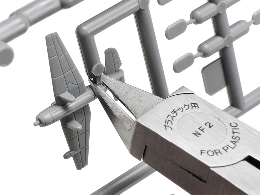 Tamiya Sharp Pointed Side Cutter No.123 cutting small model parts with control.