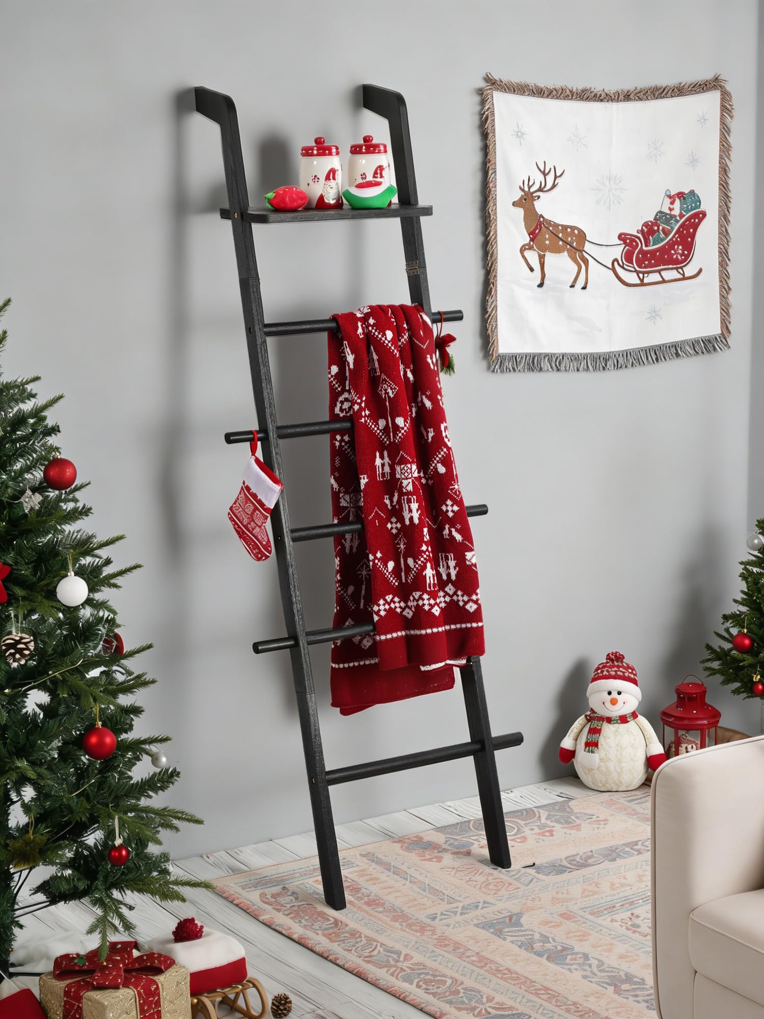 Taozun Blanket Ladder room display demonstrates decorative and practical storage.