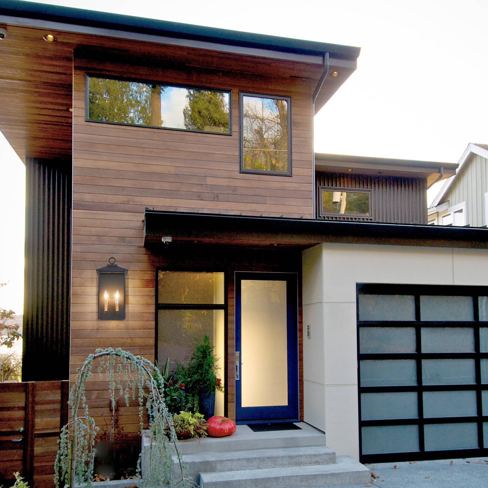 Tarentlight golden cap sleeve accents elevate exterior ambiance beautifully.