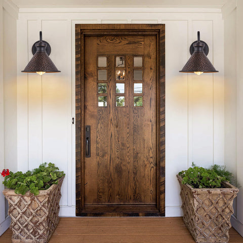 Tarentlight hammered aluminum shade closeup shows rugged, weather-ready aesthetics