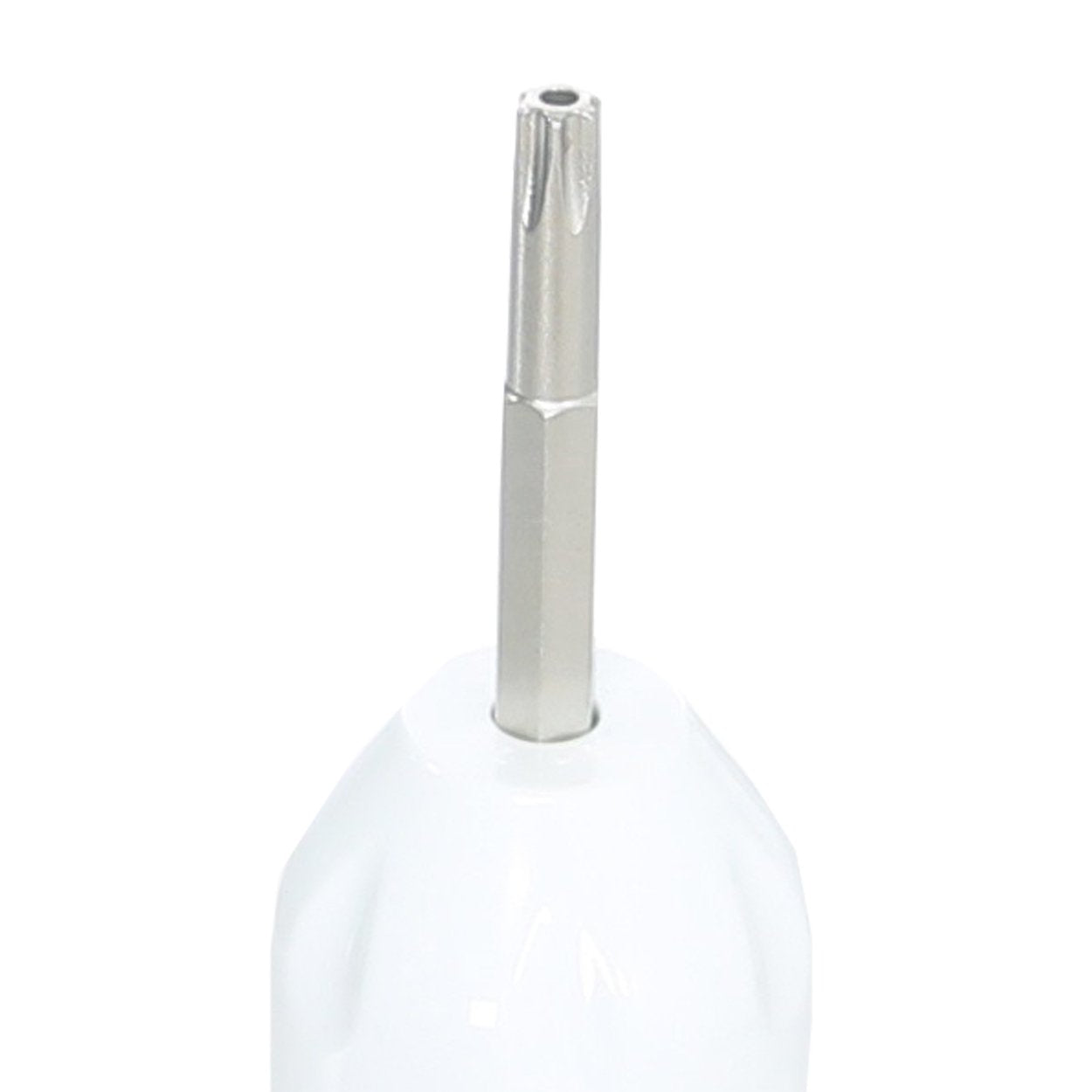 Durable alloy steel TaylorMade R15 torque wrench ensures long-lasting performance during use.