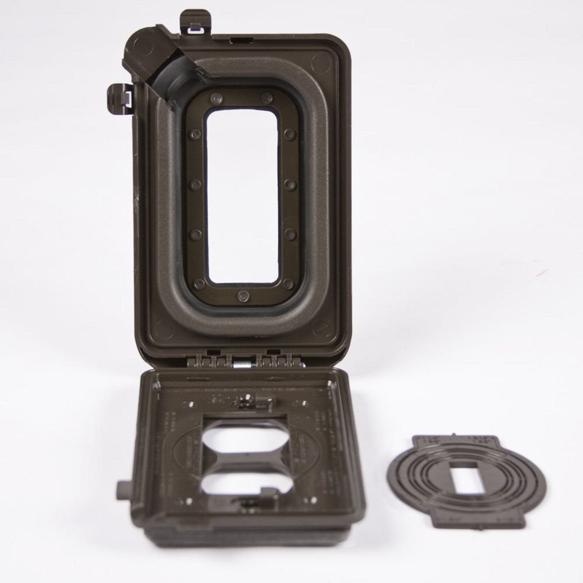 TayMac ML450Z UFAST 16-in-1 config enables multiple outlet types.