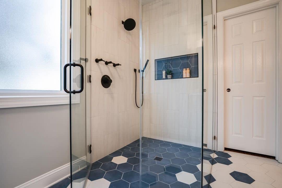Tearel hose compatibility enables flexible handshower arrangements with standard hoses