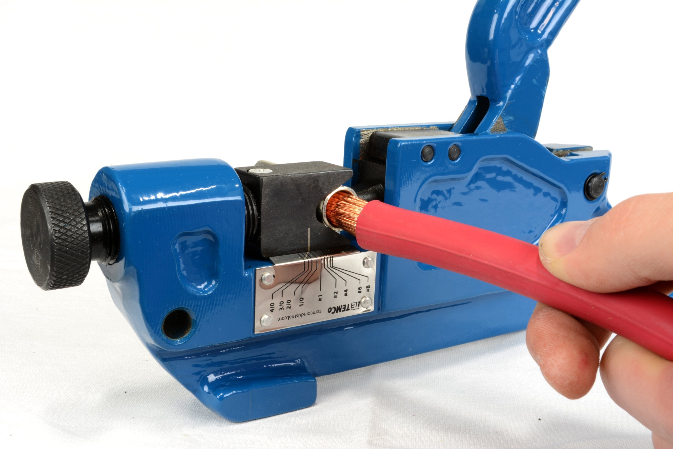 TEMCo ergonomic hand grip improves control during field installations