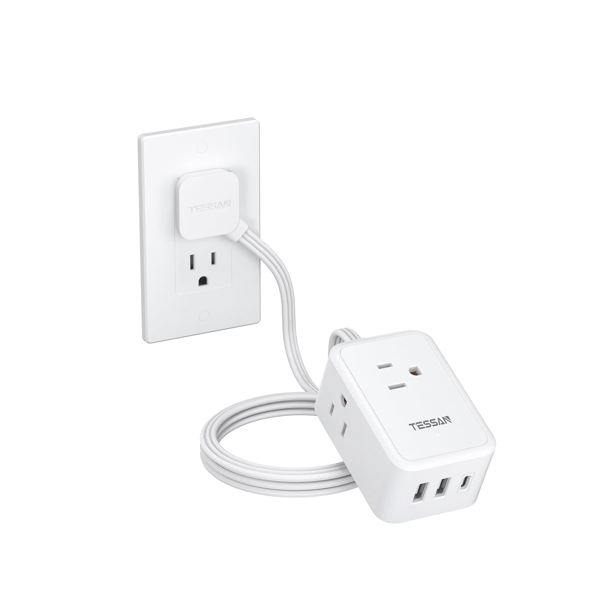 TESSAN cruise essentials flat plug power strip shown in a compact cabin setup for cruise travel