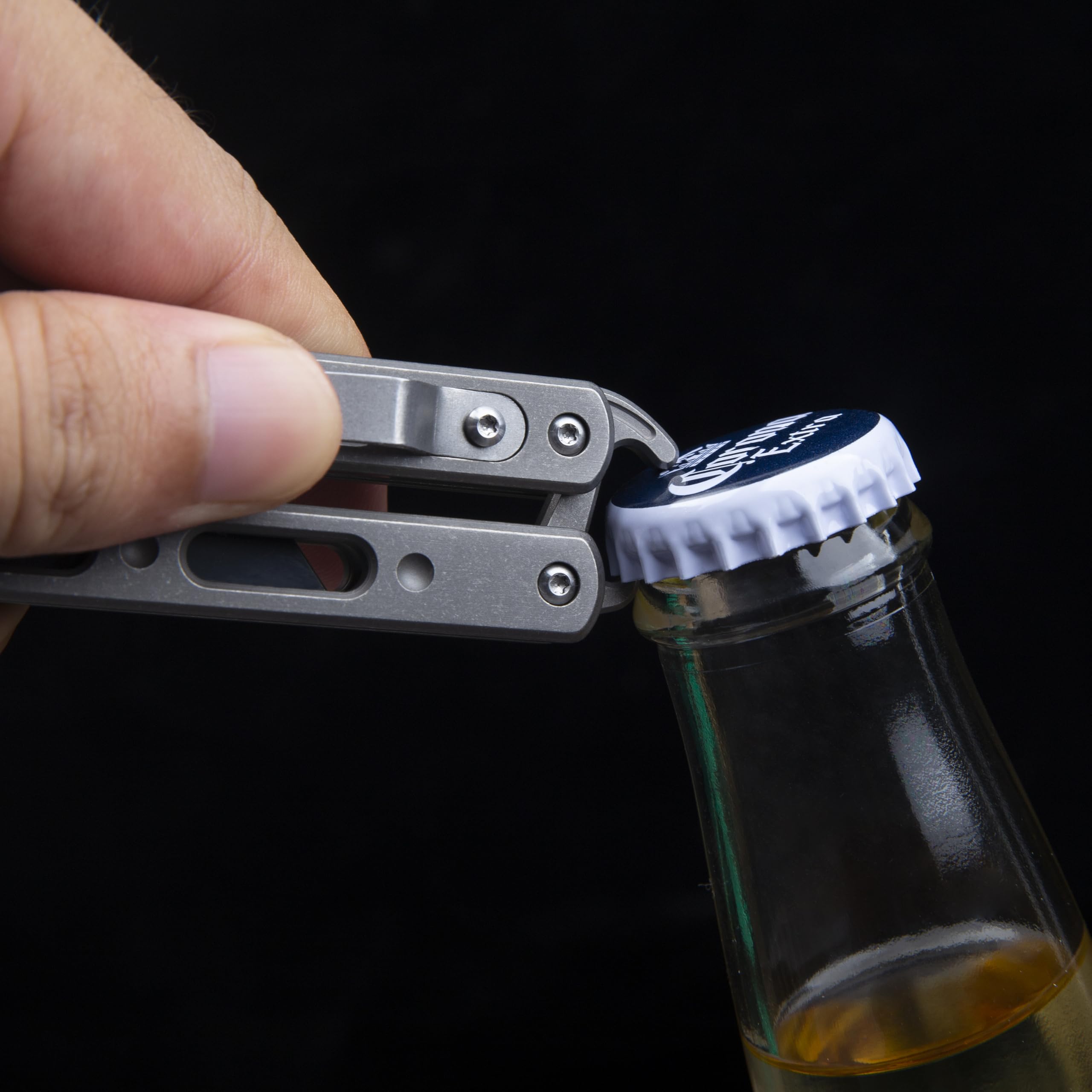 TGZUO pocket knife close-up with clip for everyday carry