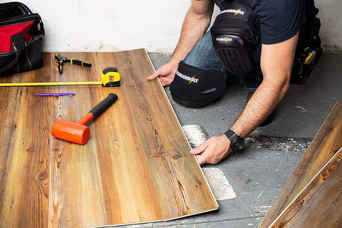 Thunderbolt knee pads ideal for gardening and construction tasks