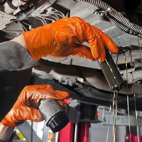 TitanFlex nitrile gloves with rolled cuffs for secure fit