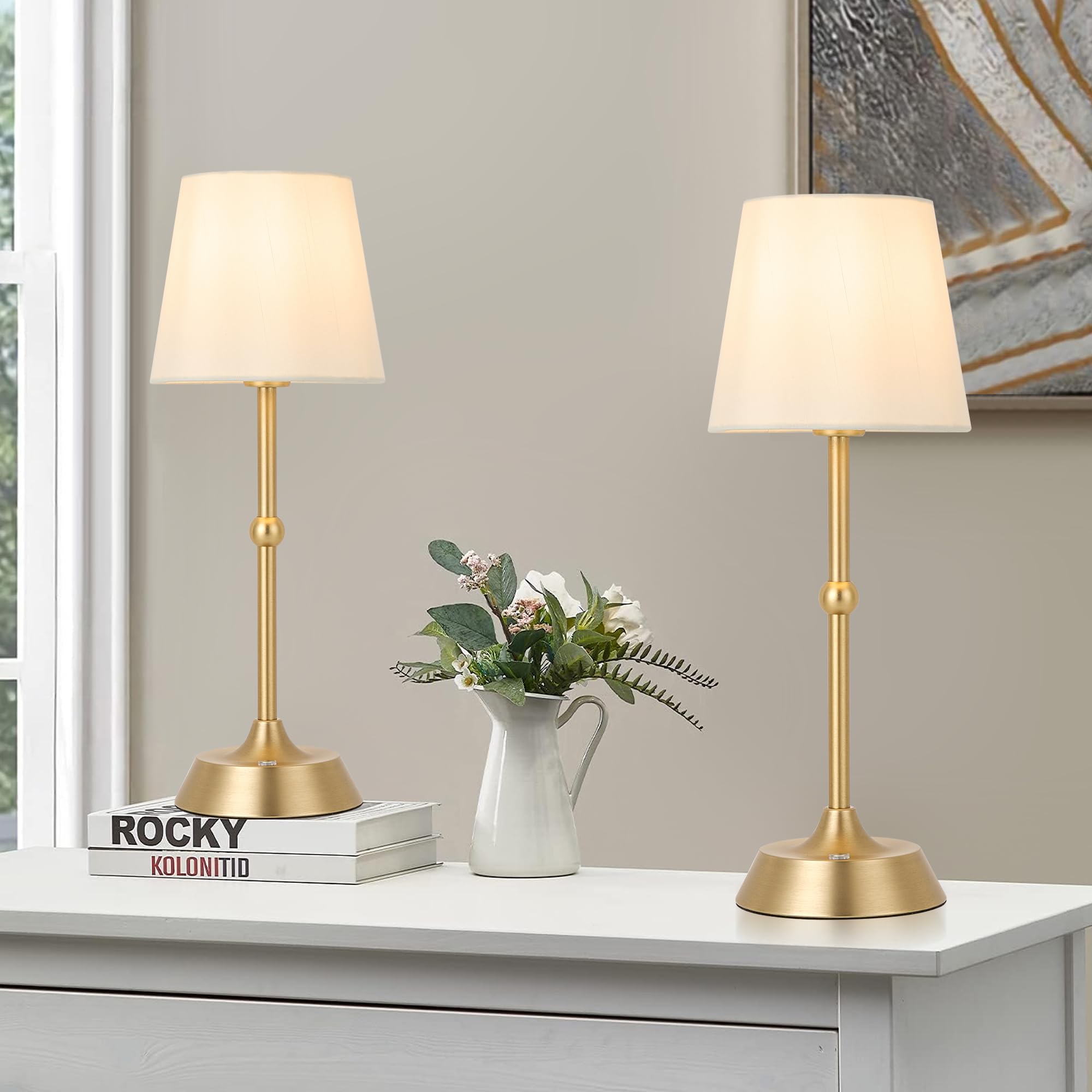 TIZURD table lamp with dimmable touch control for customized brightness