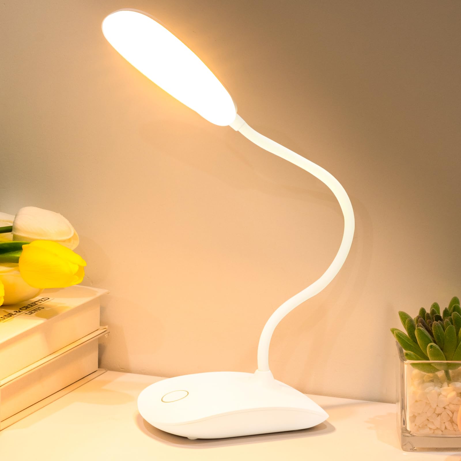 TNNOP battery-powered desk lamp compact design for space-efficient desks and dorm rooms.