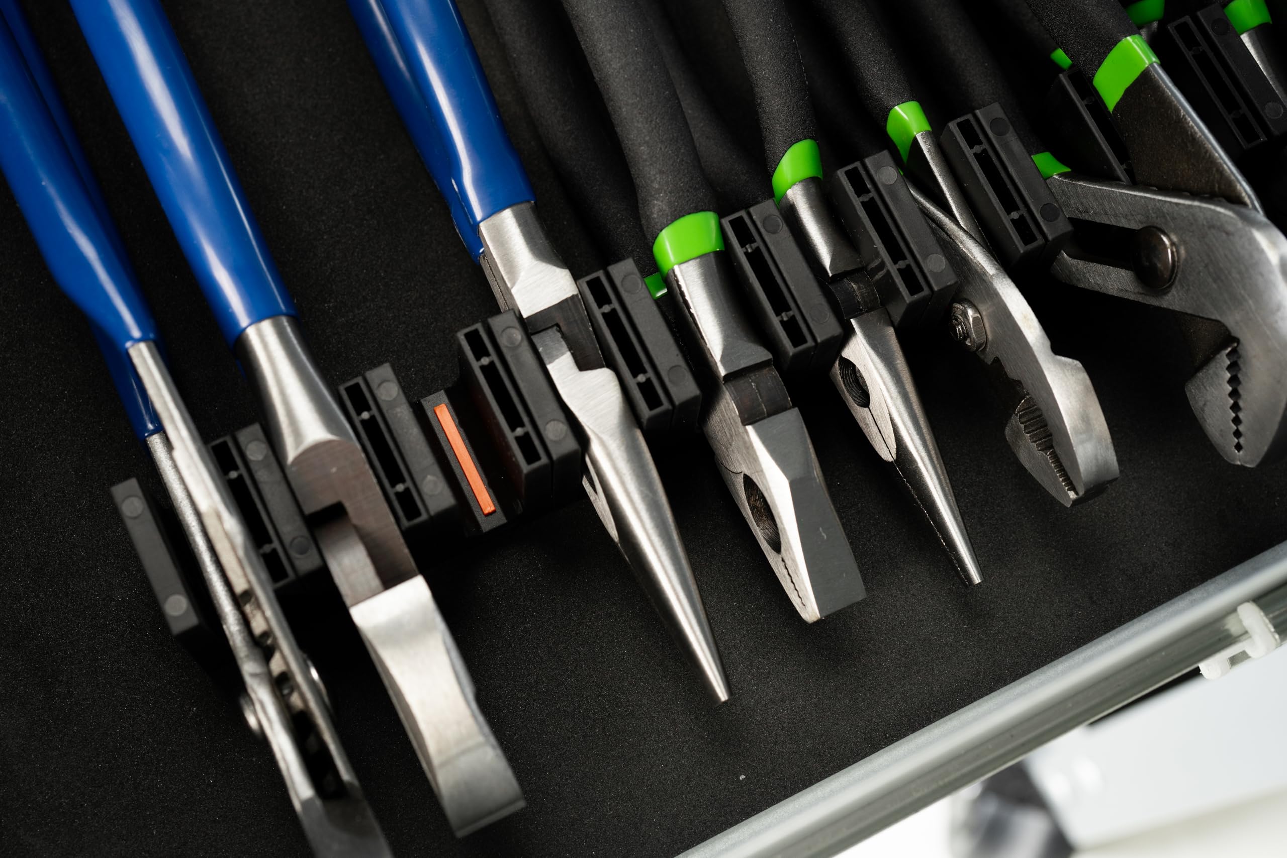 ToolBox Widget Pro Series 4.0 professional DIY setup in a workshop.