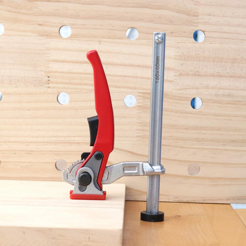 Toolcool self-aligning design adapts to angled workpieces.