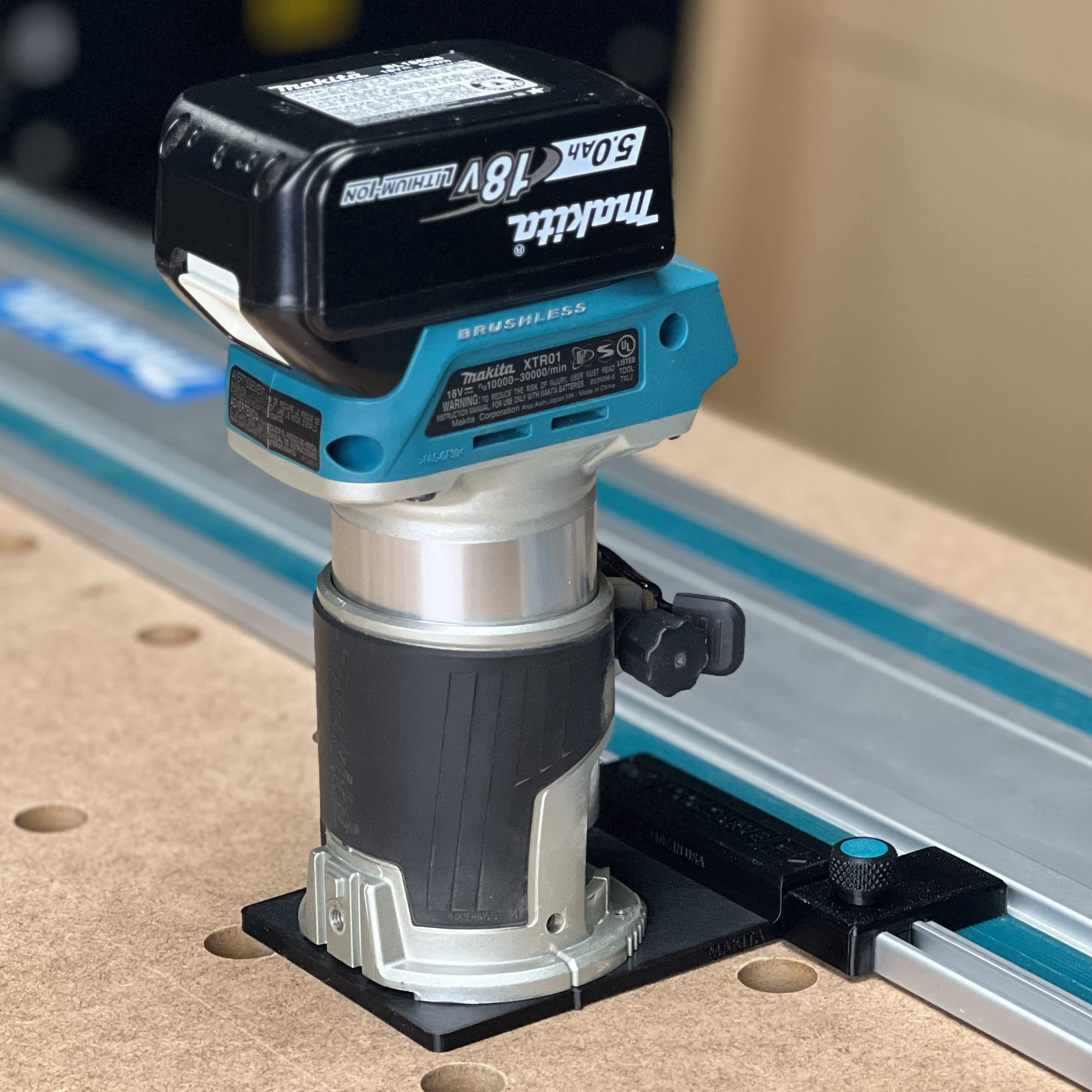 ToolCurve guide rail adapter for Makita router enables precise alignment on guides