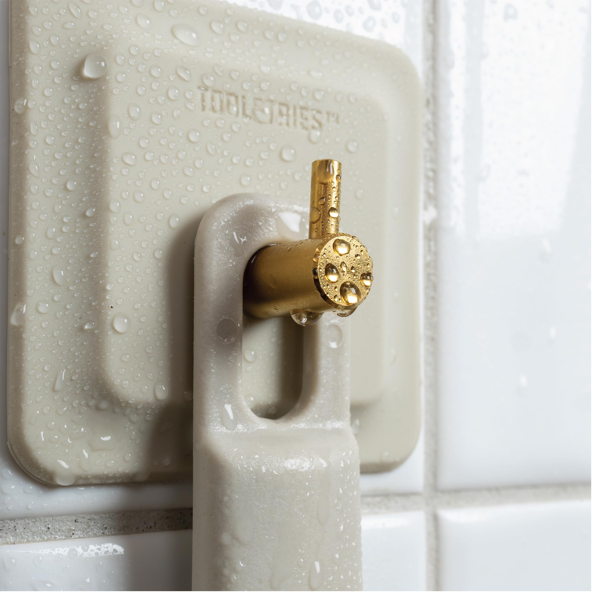 TOOLETRIES Arnold compact design fits tight showers and vanities