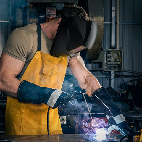 TOOLIOM cheater lens compatible design supports magnified weld views.