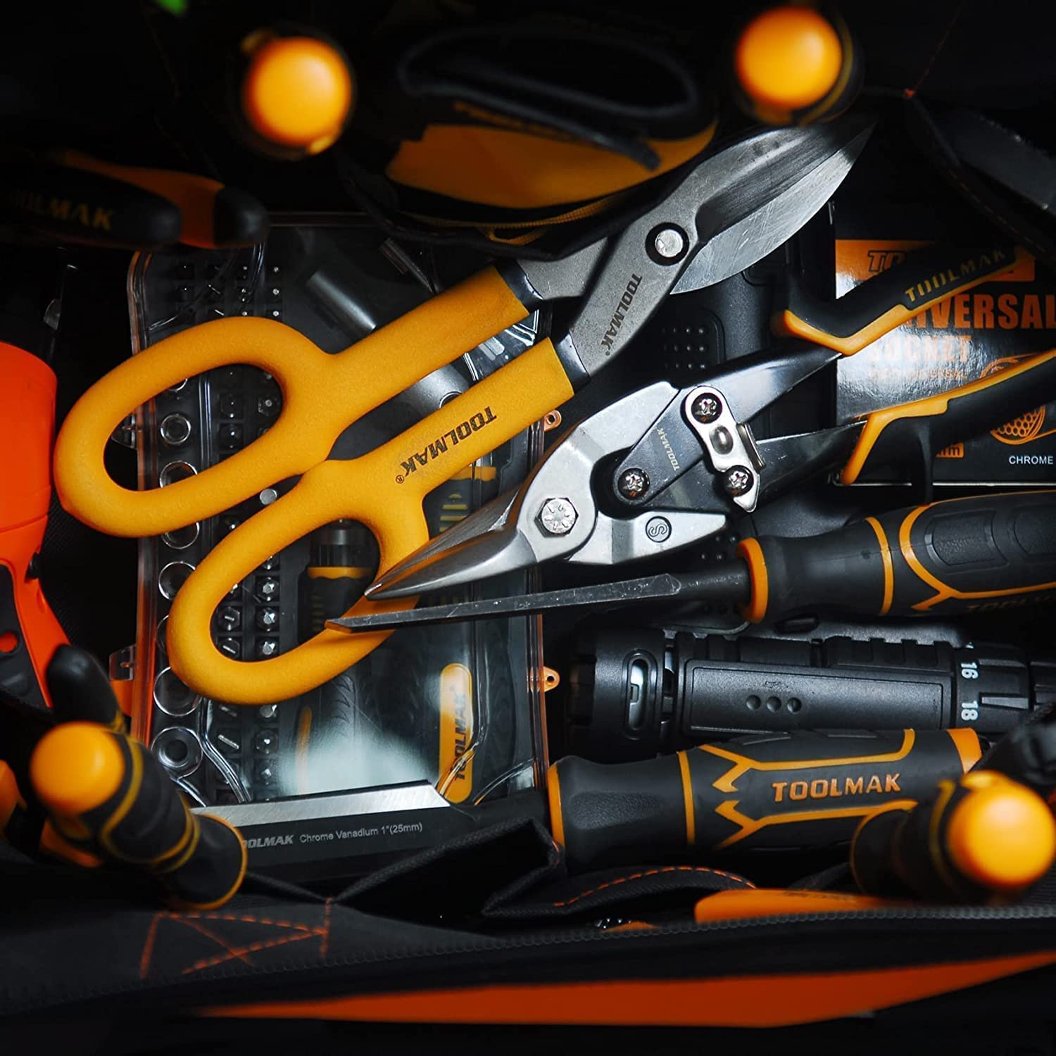 Toolmak Tin Snips packaging and lifetime warranty indicate reliability.