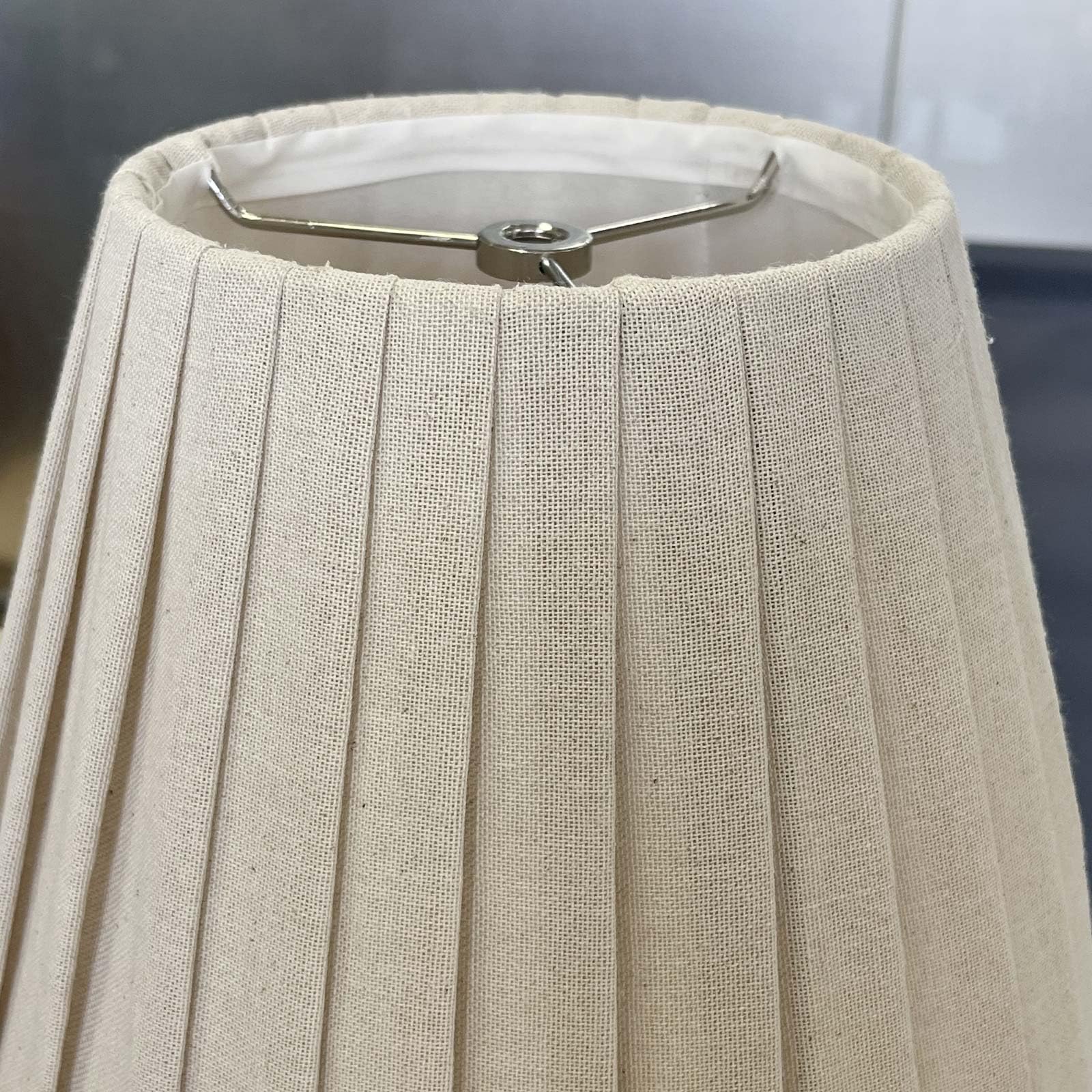 TOOTOO STAR linen shade adds timeless elegance to any lamp