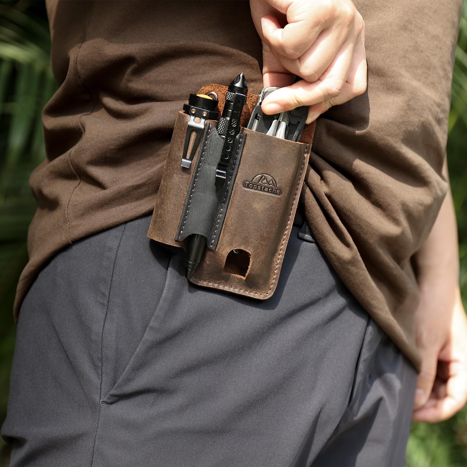 Topstache daily carry setup showcasing open access design
