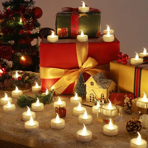 Topstone wedding decor candles add ambience to reception tables.