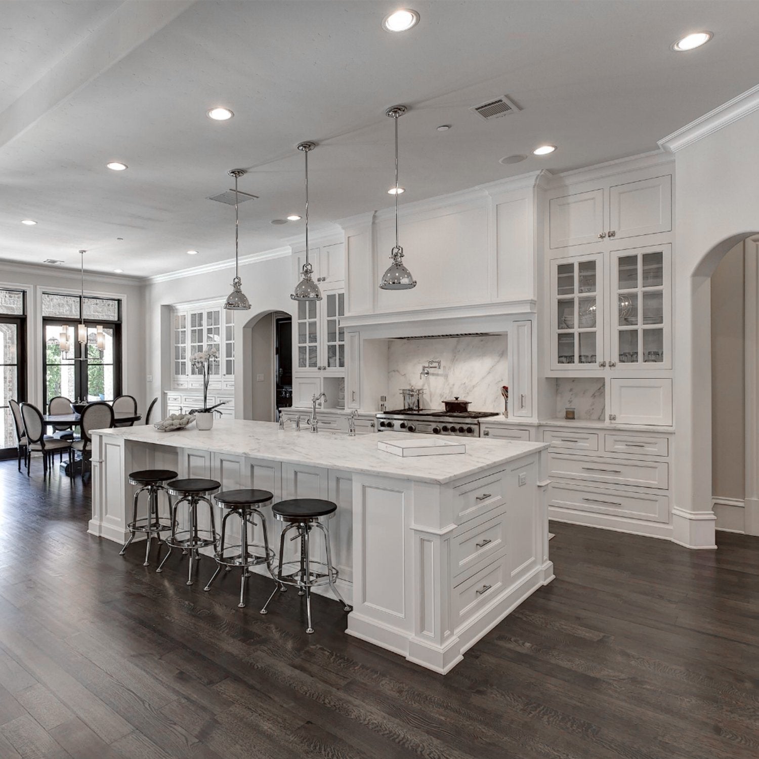 Torchstar self-flanged recessed trim for easy flush installation
