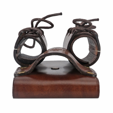 Tourbon adjustable lacing accommodates different tools and a flashlight.