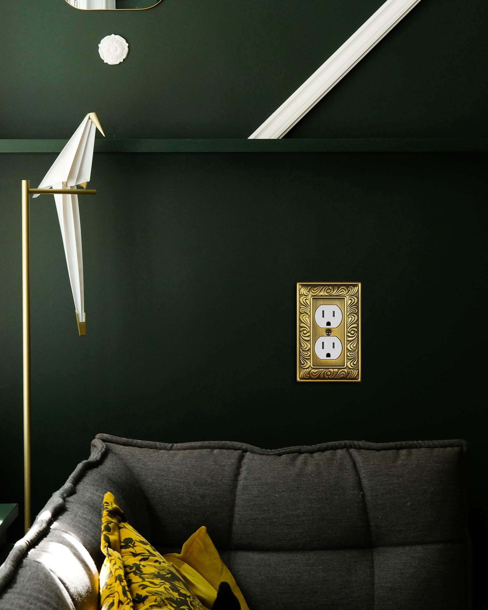 Treewell pack of six wall plates offering easy replacement and cohesive styling.