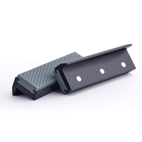 TRISENSE soft jaw pads protect delicate surfaces during clamping