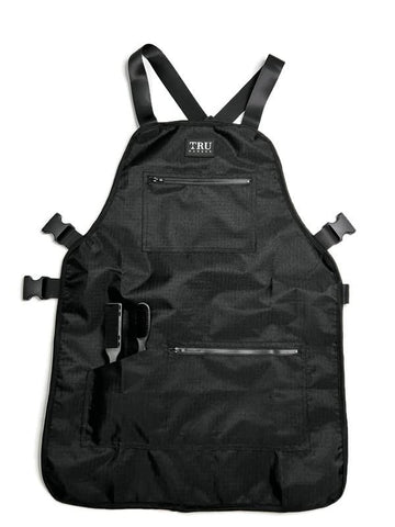 TRU BARBER apron front pocket keeps phone and tools within easy reach.