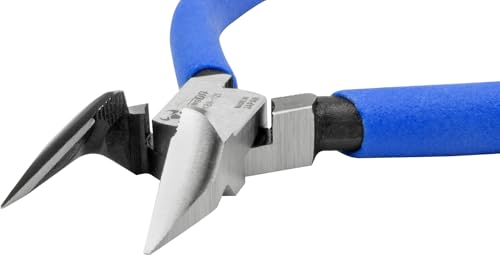 Tsunoda KBN-125 close-up blade highlights sharp edge for safe, burr-free finishing.
