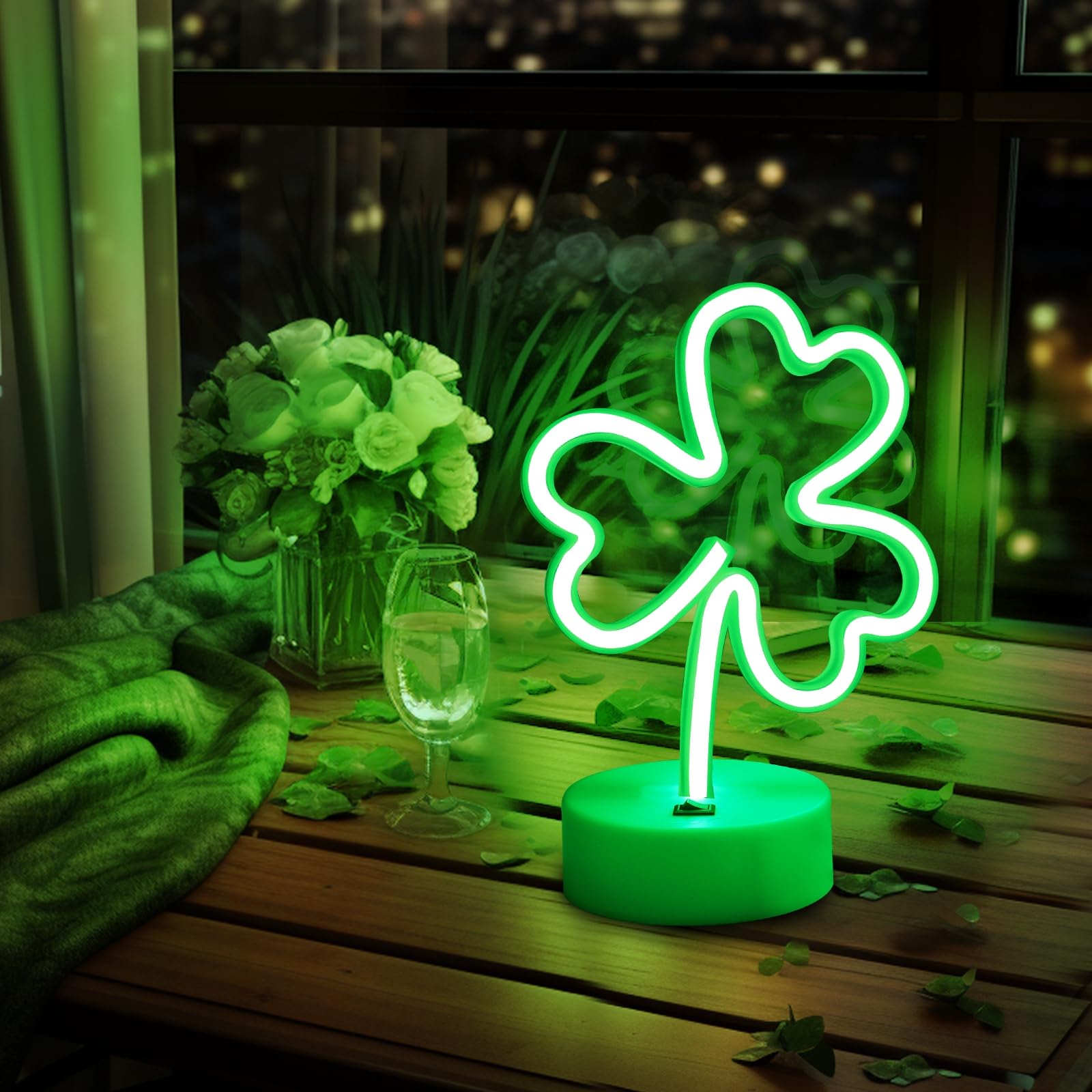 TURNMEON St Patrick's Day neon lights powered by USB or batteries.