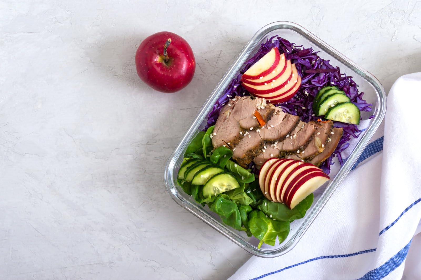 TUSEASY transparent glass keeps contents visible, aiding quick meal planning