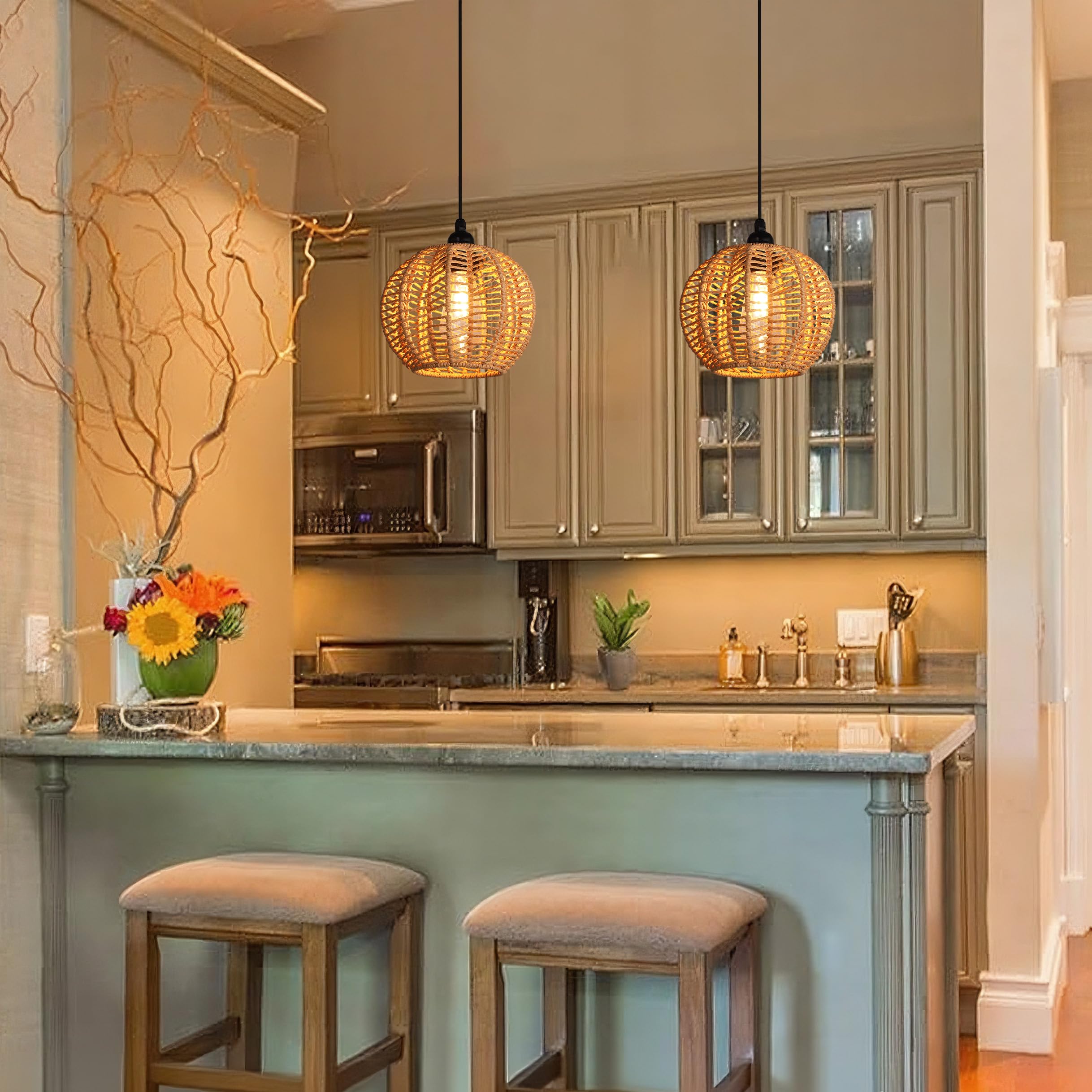 TWINKVILLA wireless-powered light eliminates cords for flexible placement.