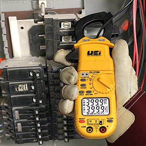 DL379B non-contact voltage feature helps identify live lines safely on site.