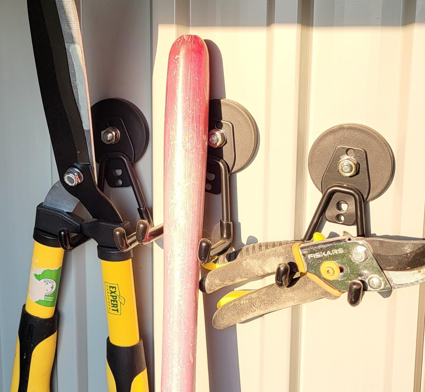 ULIBERMAGNET pegboard accessory keeps workshop items ordered