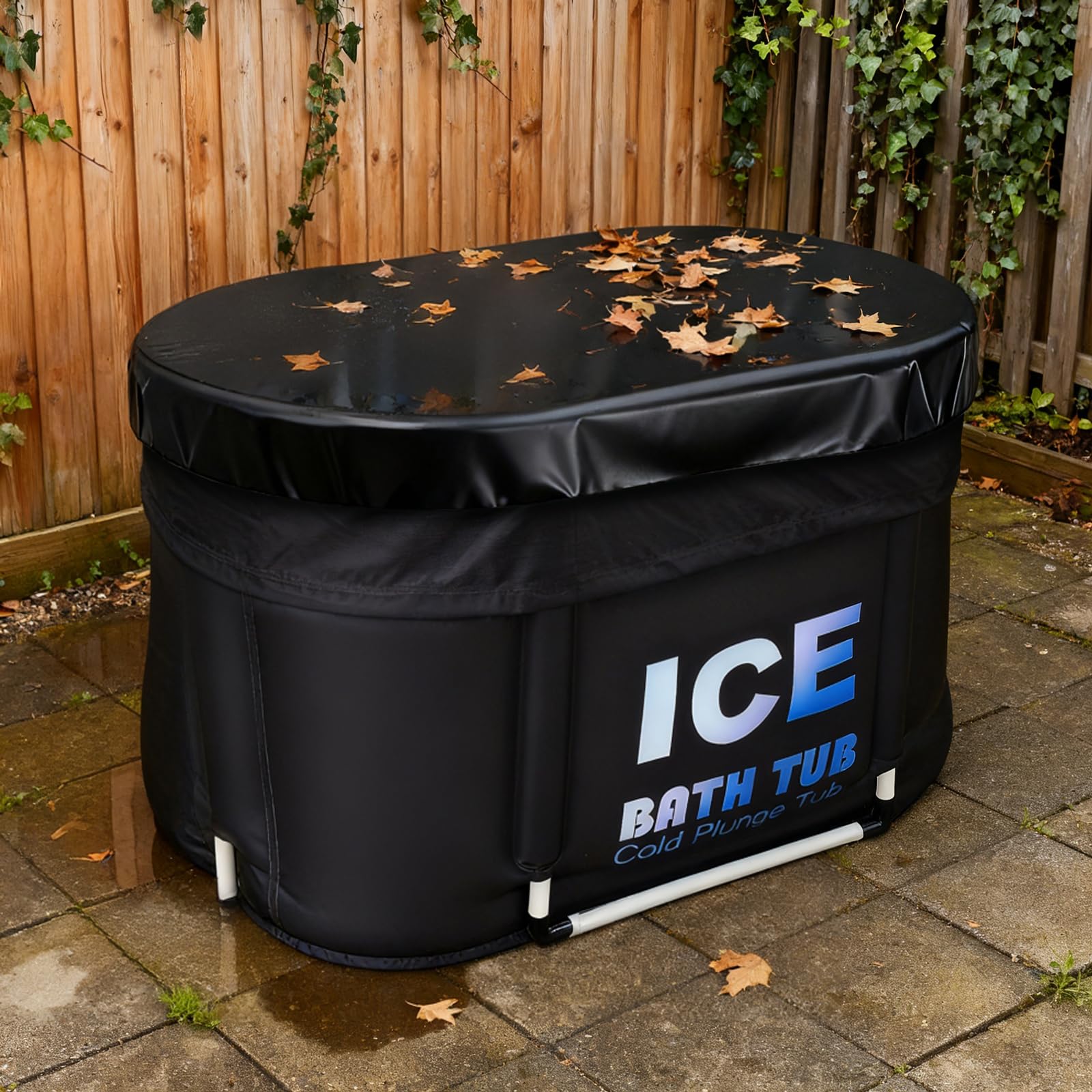 Uineragi oval ice bath tub in-use scene illustrates portable recovery sessions.