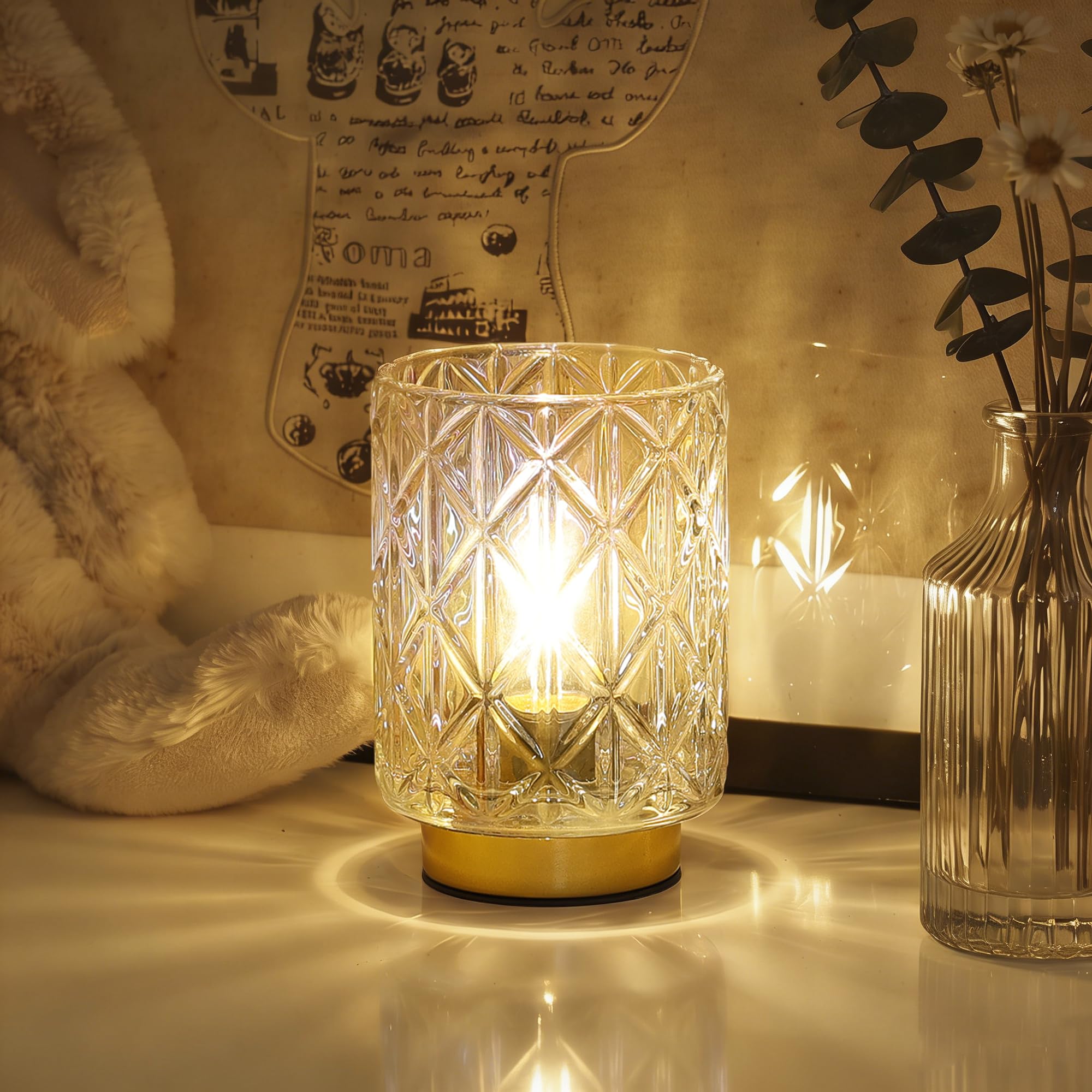 ULAROOM battery-operated lamp with glass shade for warm table lighting