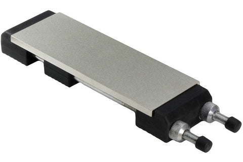 UltraSharp Diamond on metal plate construction ensures a durable sharpening surface.