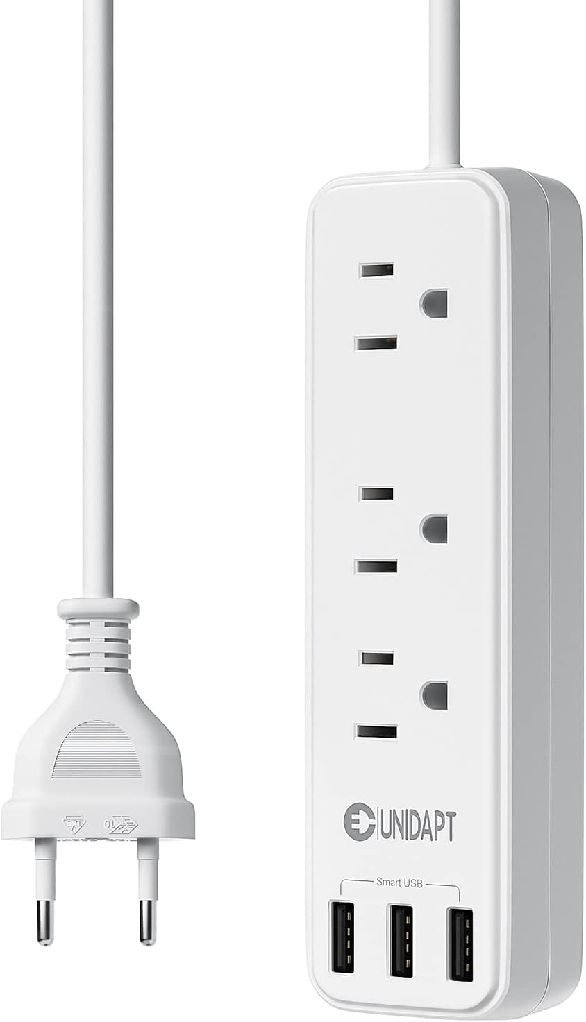 Unidapt EU travel plug in compact design, ideal for easy packing and quick setup.