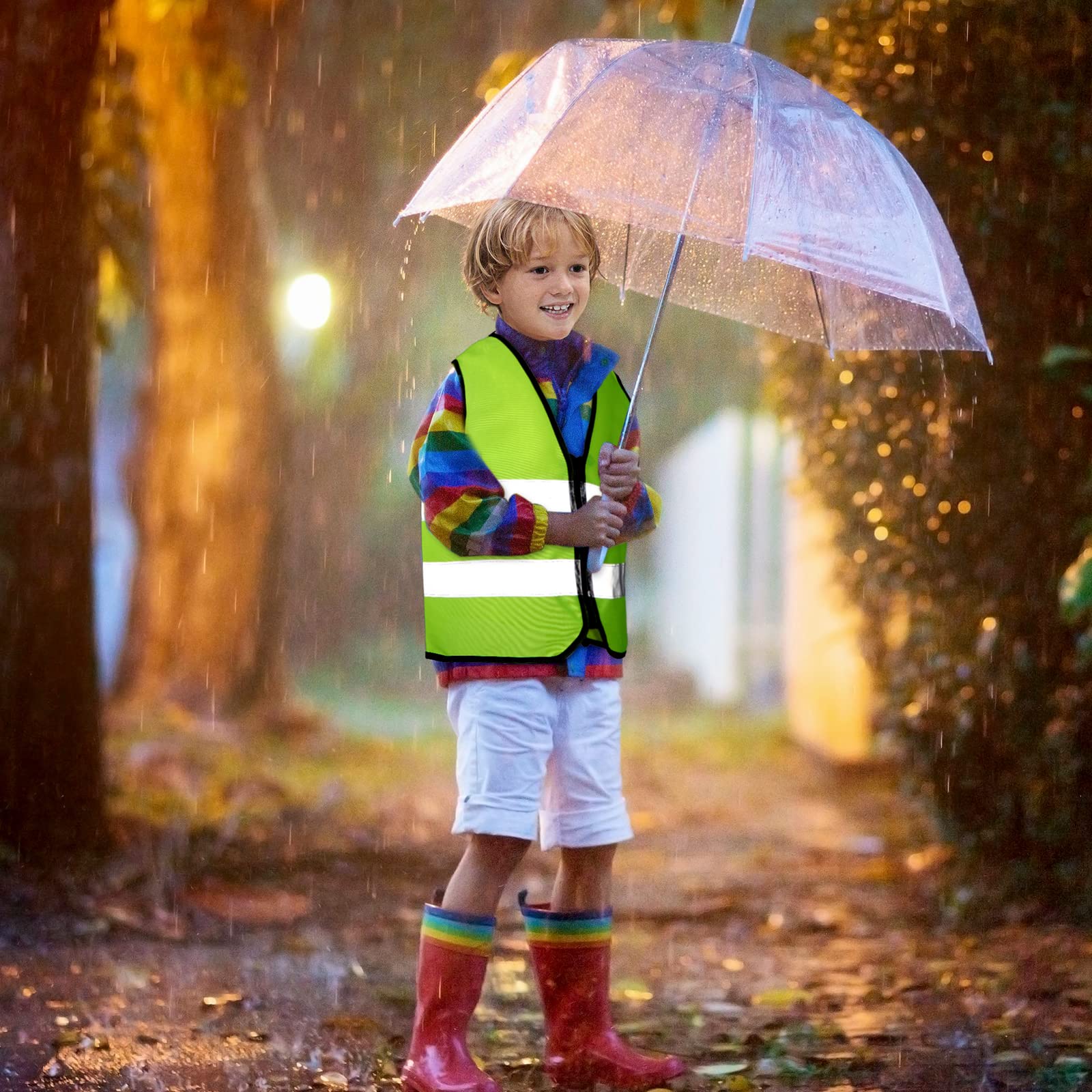 Unittype vest size approx 44x50 cm shows suitable fit for ages 3-10