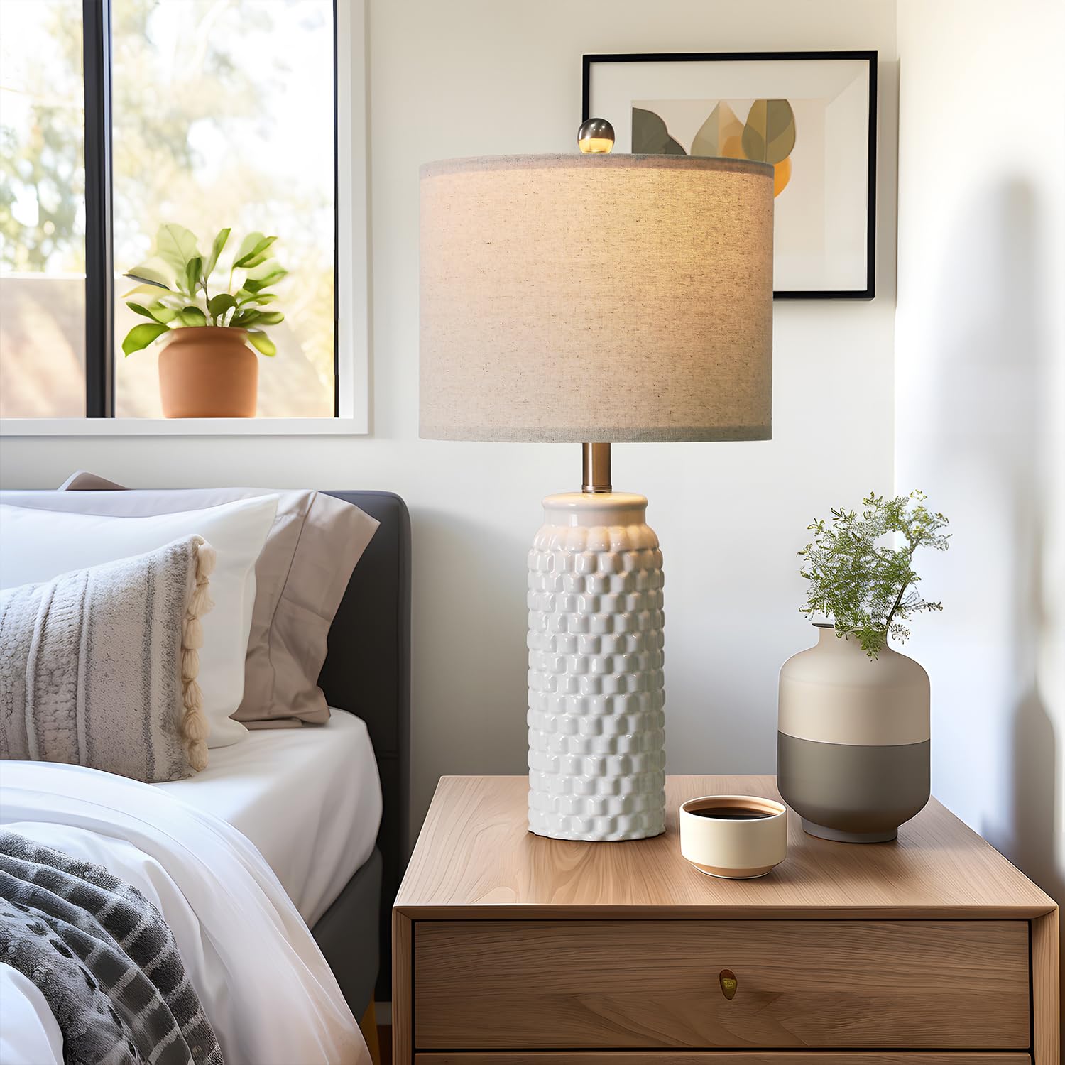 USumkky ceramic-base bedside lamps add a sturdy, stylish touch.