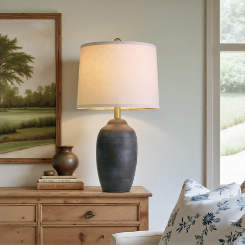 USumkky lamp on/off switch provides simple control at a glance.