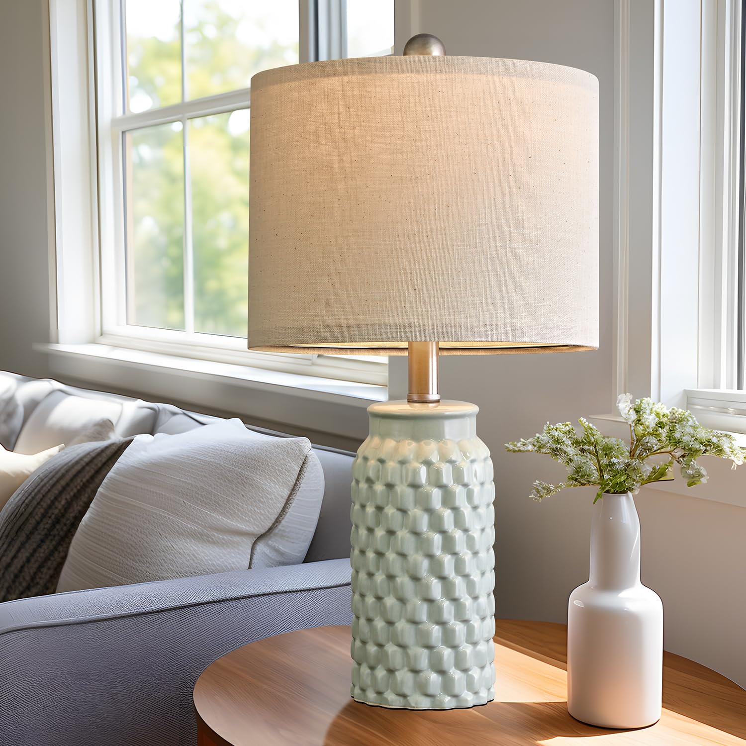USumkky lamps in living room create warm, inviting ambience.