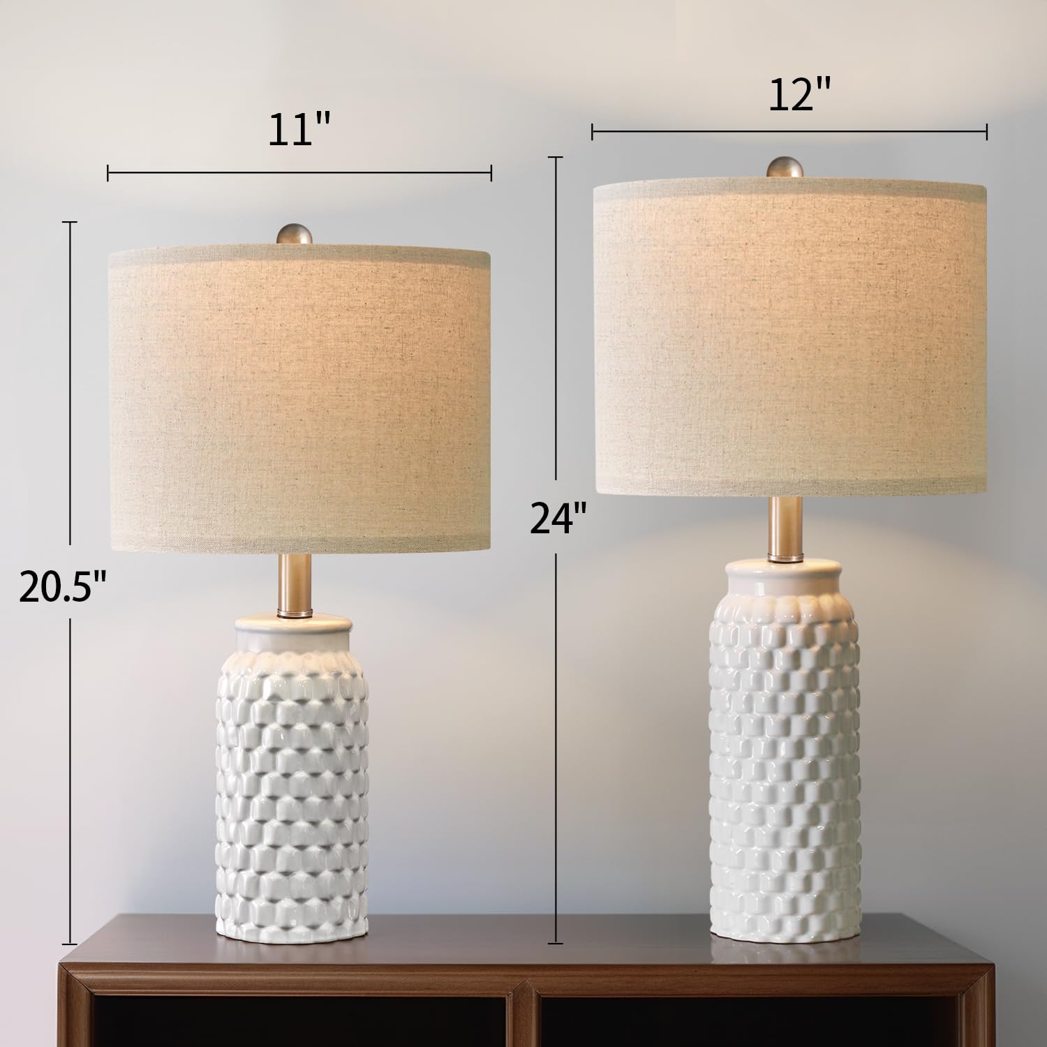 USumkky modern ceramic lamps illuminate living rooms with soft ambient light.