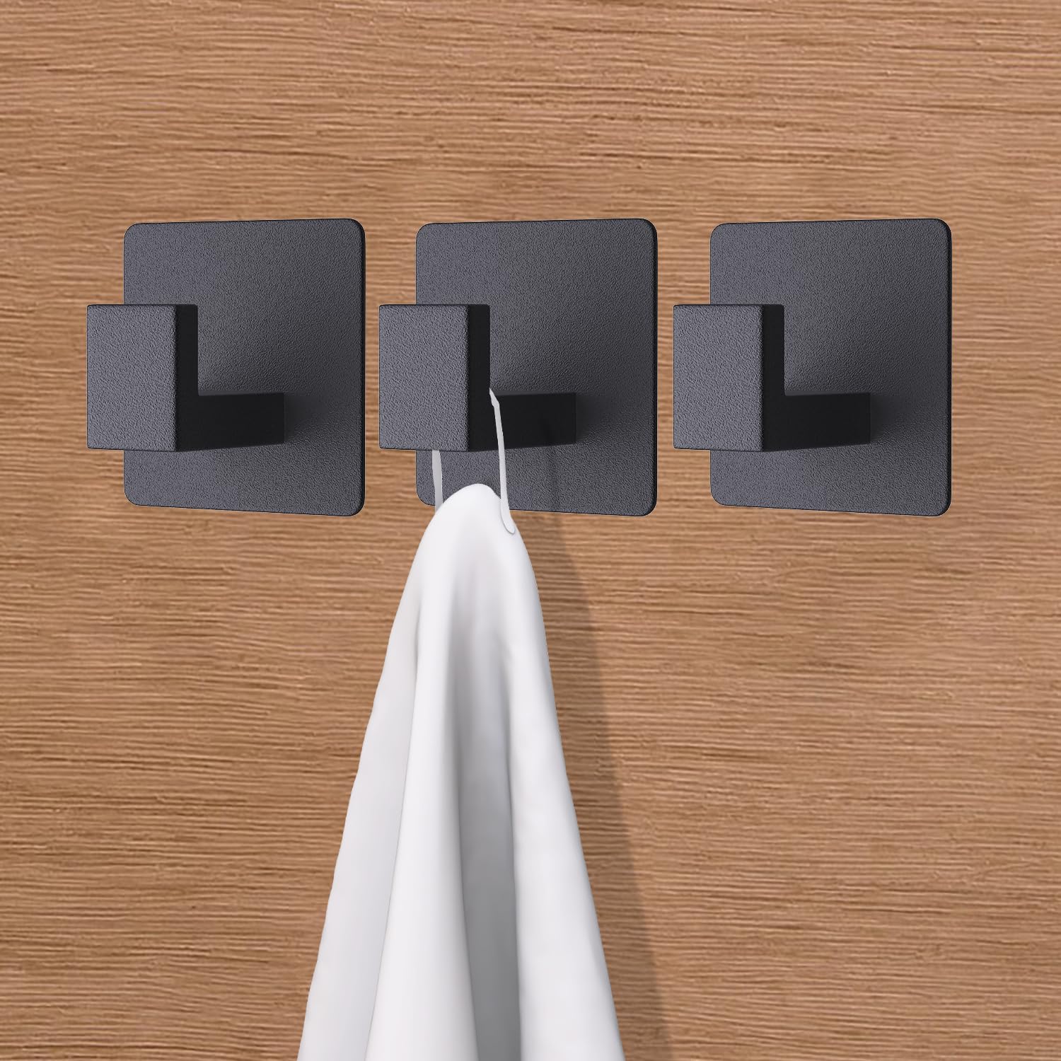 VAEHOLD no-drill installation demonstrates simple, fast setup.