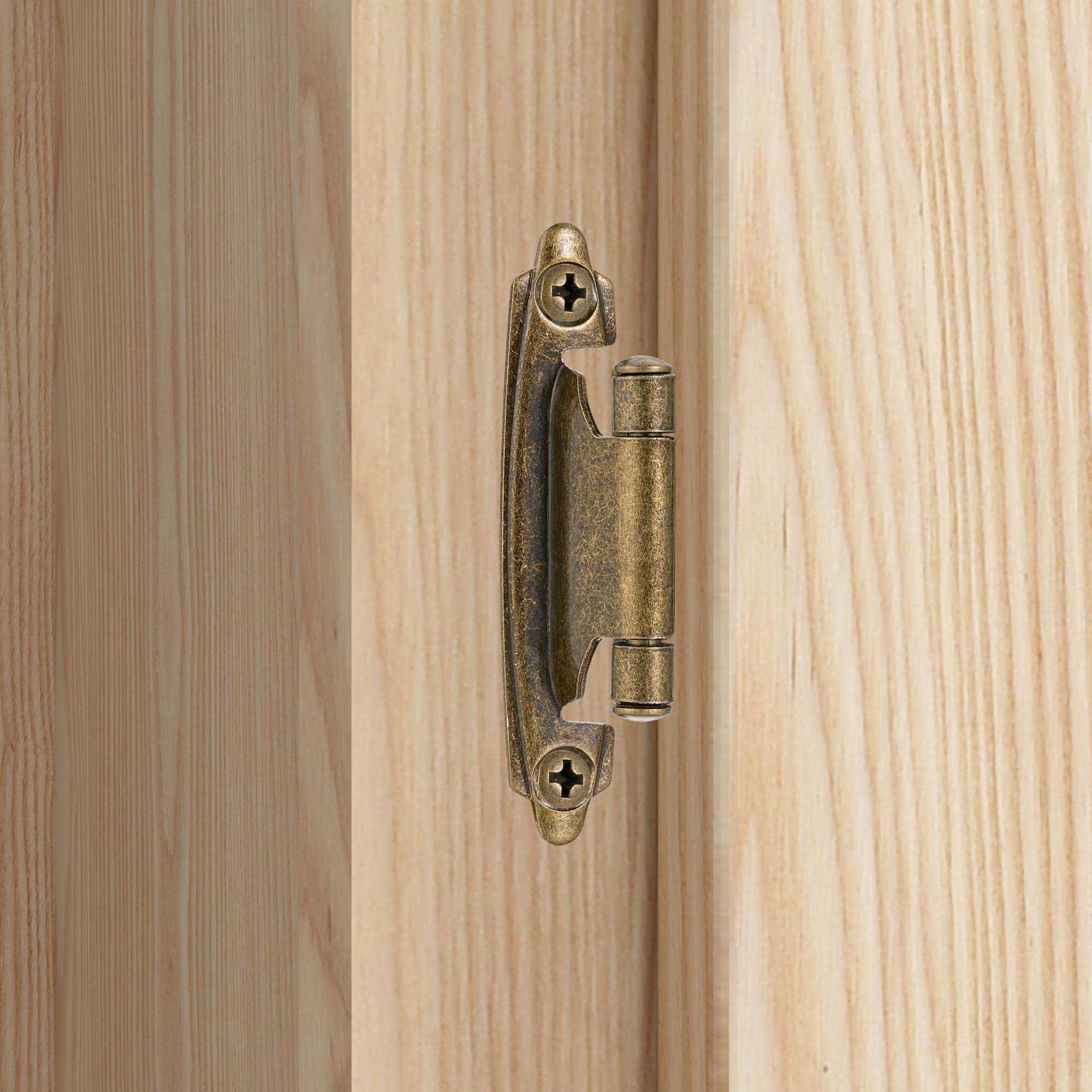 Vallecloud hinges include screws for easy face-frame cabinet replacement.