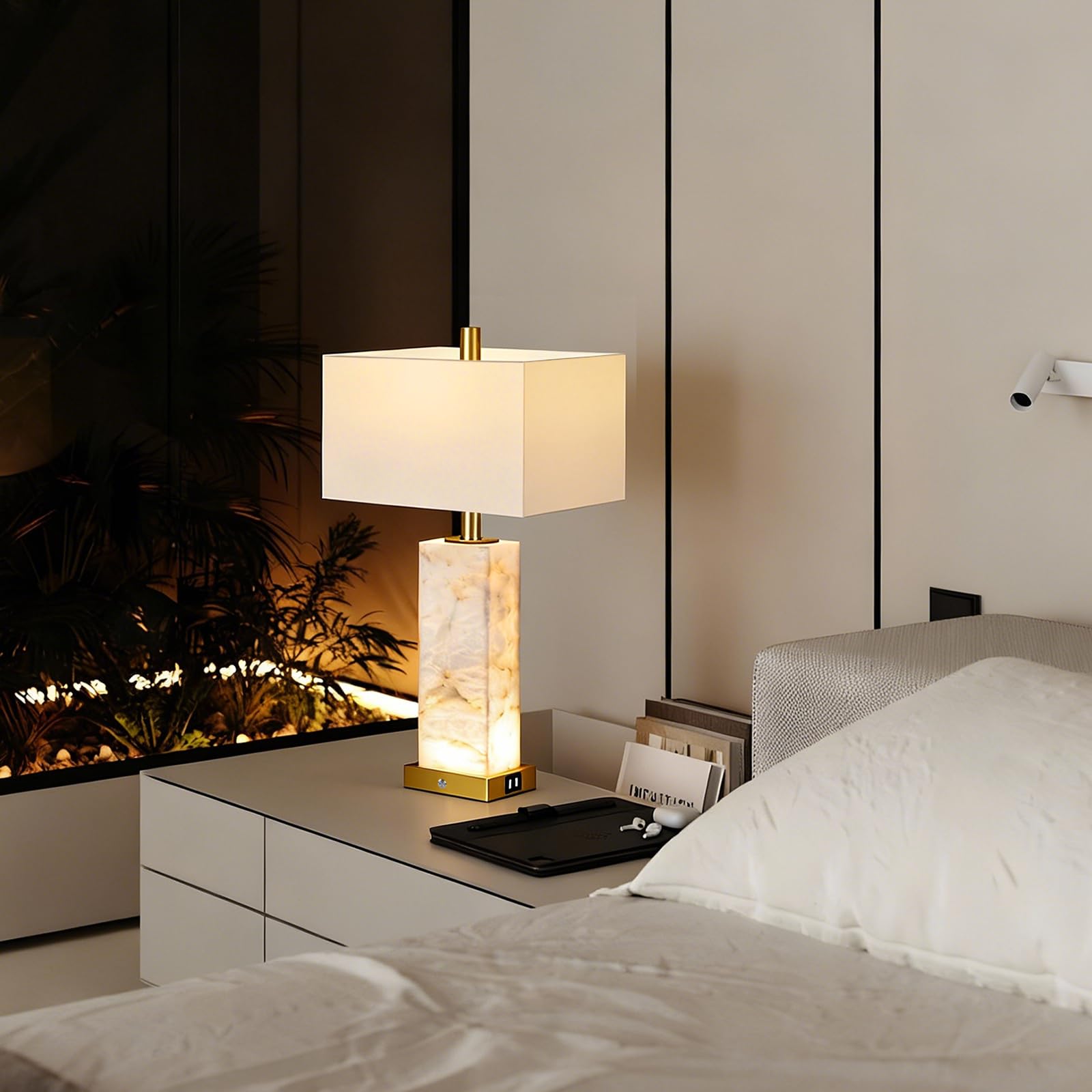 Vallerico rotary switch makes color temperature changes easy and quick.