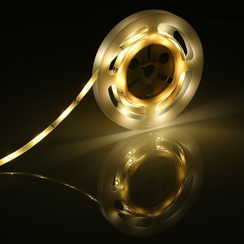 Vansky PIR sensor detects movement to illuminate the path.